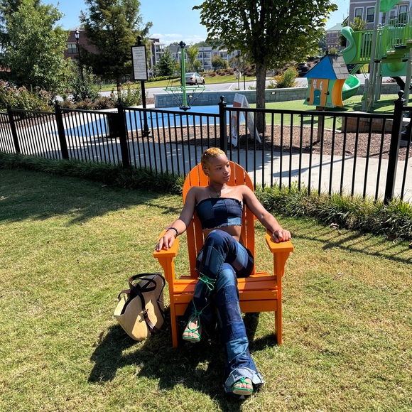 Meet your Posher, 2 - Picture 1 of 1